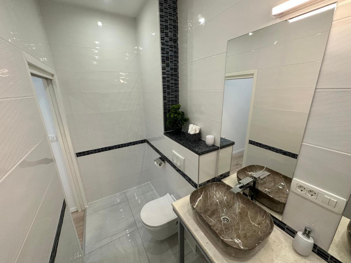 V Apartment 시베니크 외부 사진