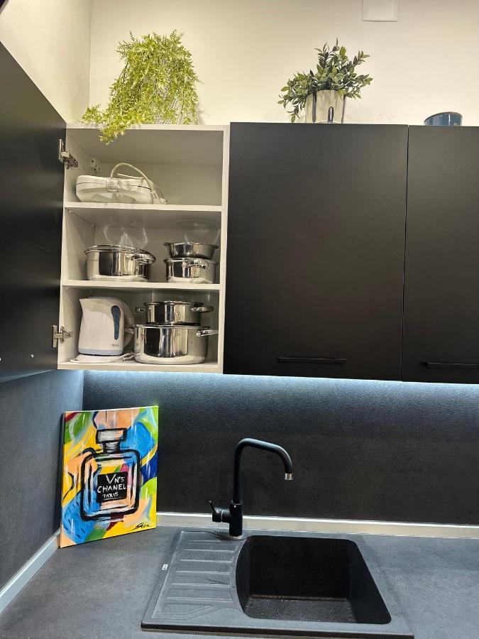 V Apartment 시베니크 외부 사진